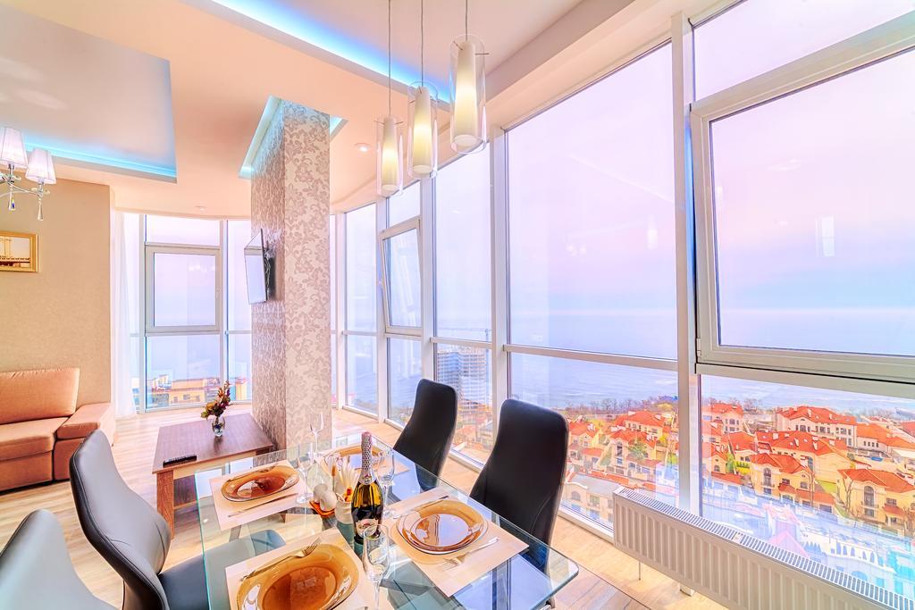 Apartment Pearl Of Arcadia Odesa Exterior photo